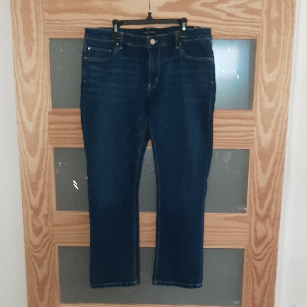 White House Black Market Indigo Straight Leg Cropped Womens Jeans